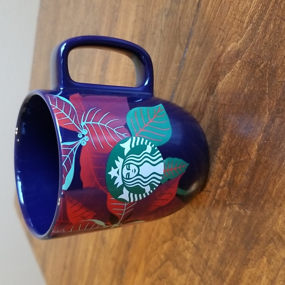 STARBUCKS NAVY 12oz POINSETTIA COFFEE MUG